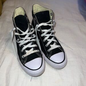 Black high-top converse
